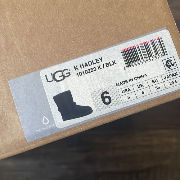 Hadley Ugg Boots - Picture 8 of 8